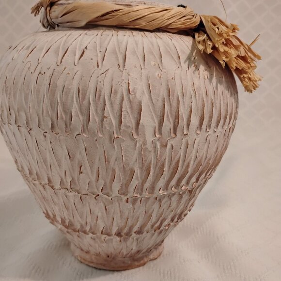 Heavy Southwestern Style Clay Vase W/Raffia Straw & Beaded Fruit - Picture 6 of 8